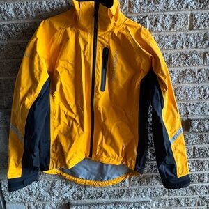 NWOT Showers Pass Women's Elite III Cycling Jacket